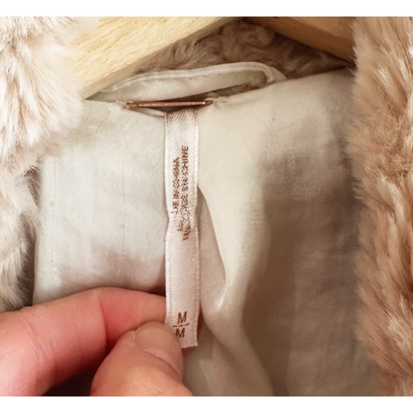 Free People Swingy Faux Fur Coat Medium Oversized Retro 70s Lined Warm Boho - Picture 4 of 8
